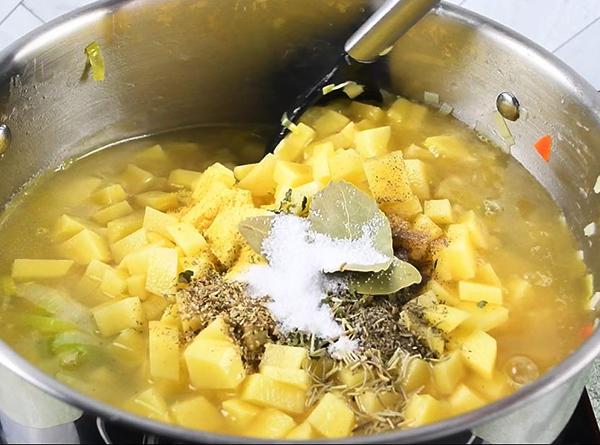 Potato & Leek Soup - Step 4